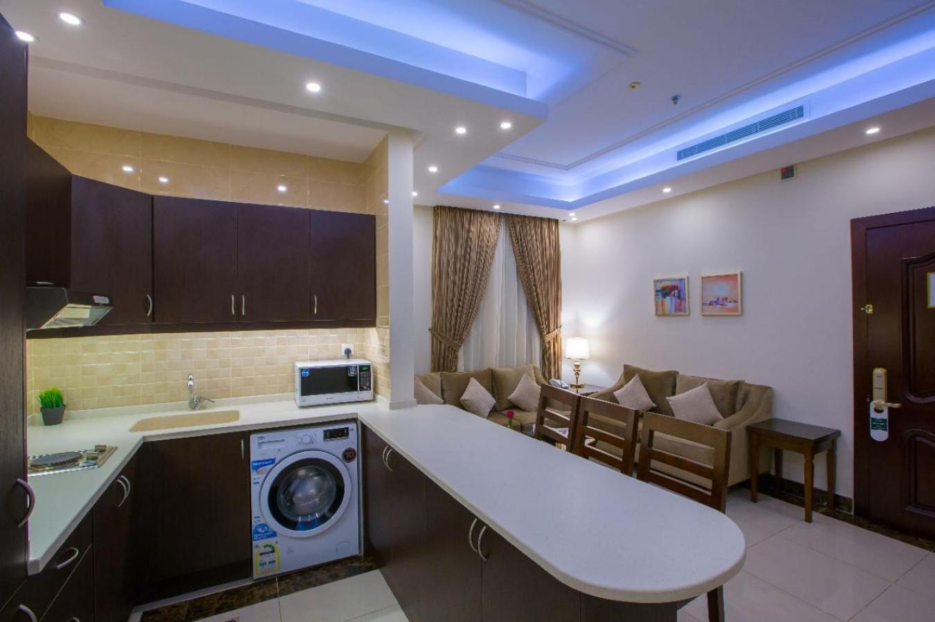 Sun Park Hotel Suites เจดดาห์ ภายนอก รูปภาพ