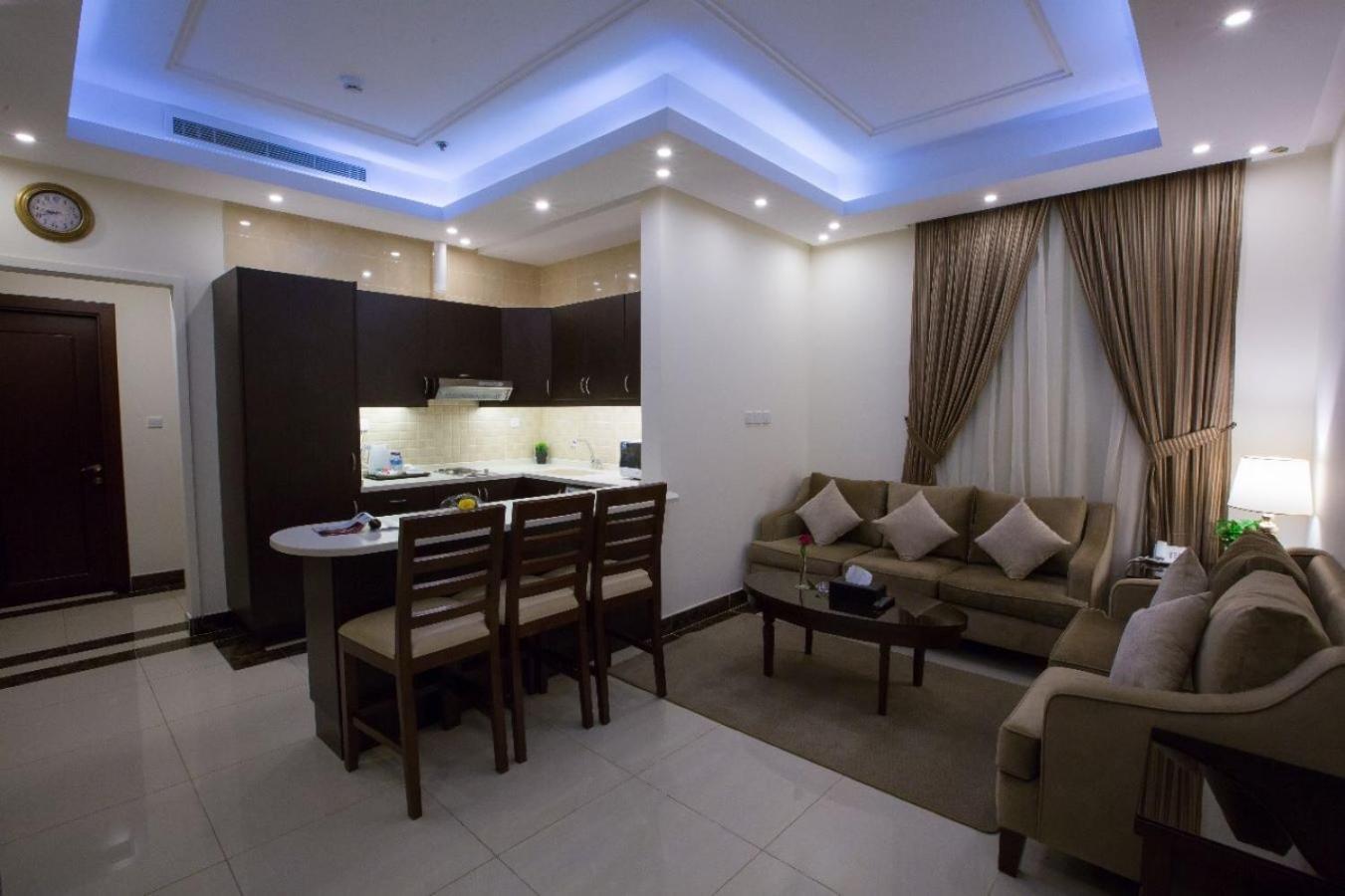 Sun Park Hotel Suites เจดดาห์ ภายนอก รูปภาพ