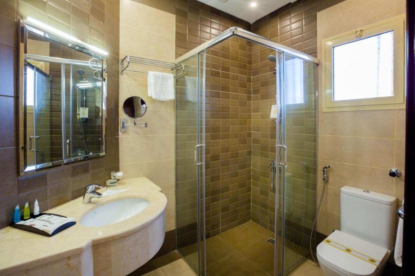 Sun Park Hotel Suites เจดดาห์ ภายนอก รูปภาพ